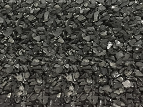 Activated carbon particles dried by microwave vacuum at low temperature